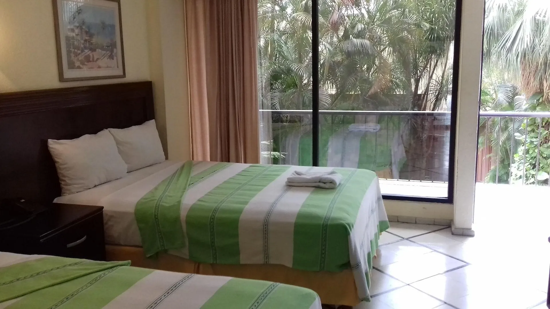 Hotel Ambassador ميريدا
