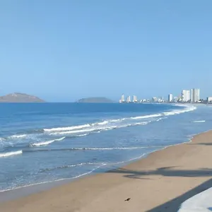 Blanco Armonia - Depto 1 - 2 Min Malecon México