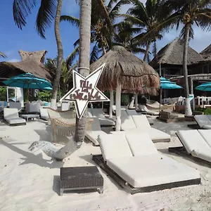 Las Estrellas - Located At The Party Zone 4* Tulum